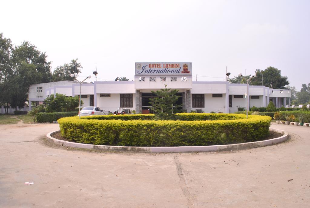 Hotel Lumbini International Bodh Gaya Exterior photo